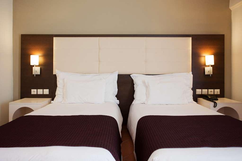 אגאדיר Tui Suneo Kenzi Europa חדר תמונה A typical bedroom at a hotel