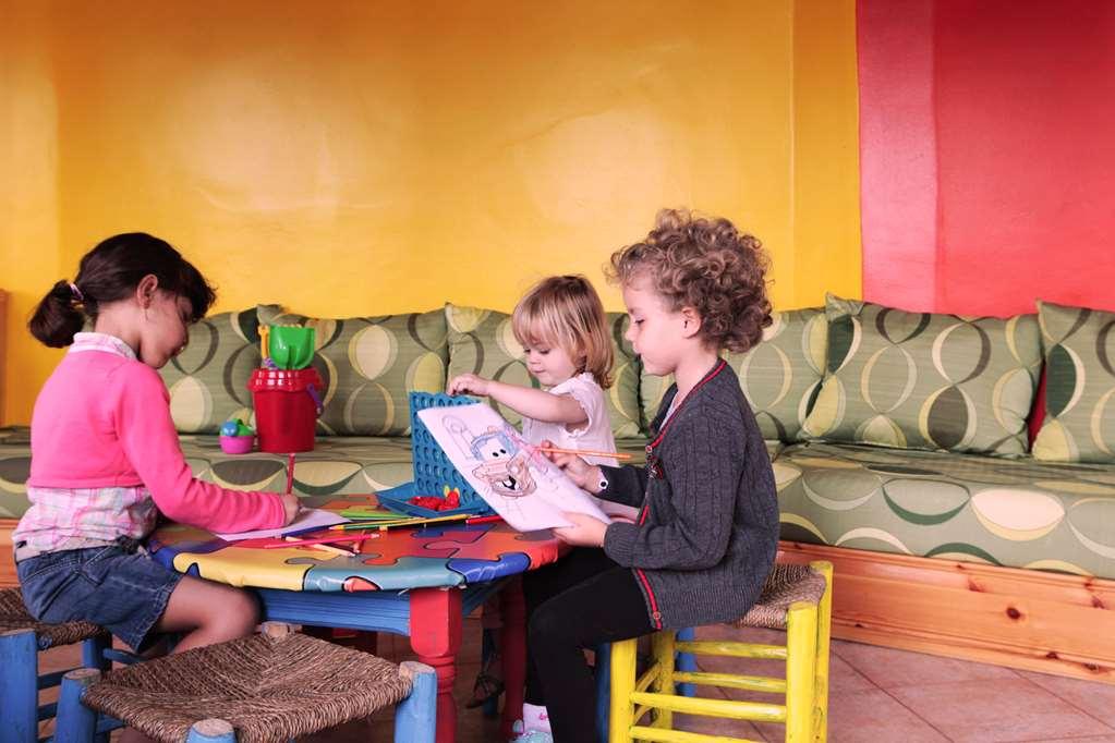 אגאדיר Tui Suneo Kenzi Europa מתקנים תמונה Children at a nursery school